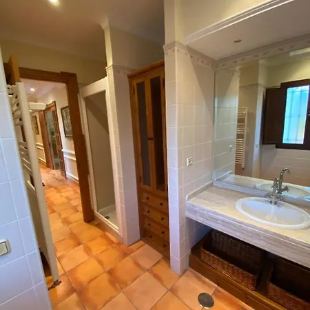 Vinas Villa